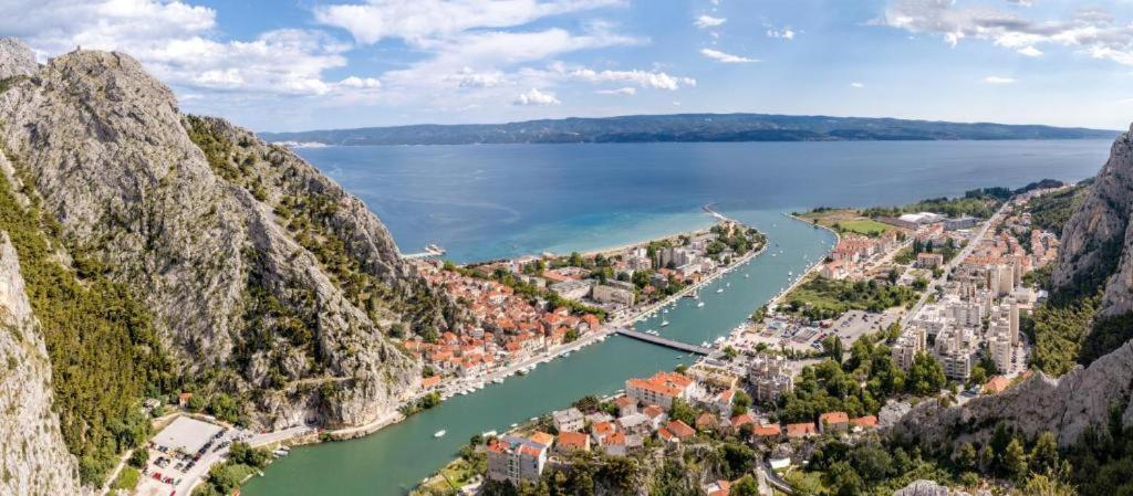 Omis Wind Rose Apartment Exterior foto